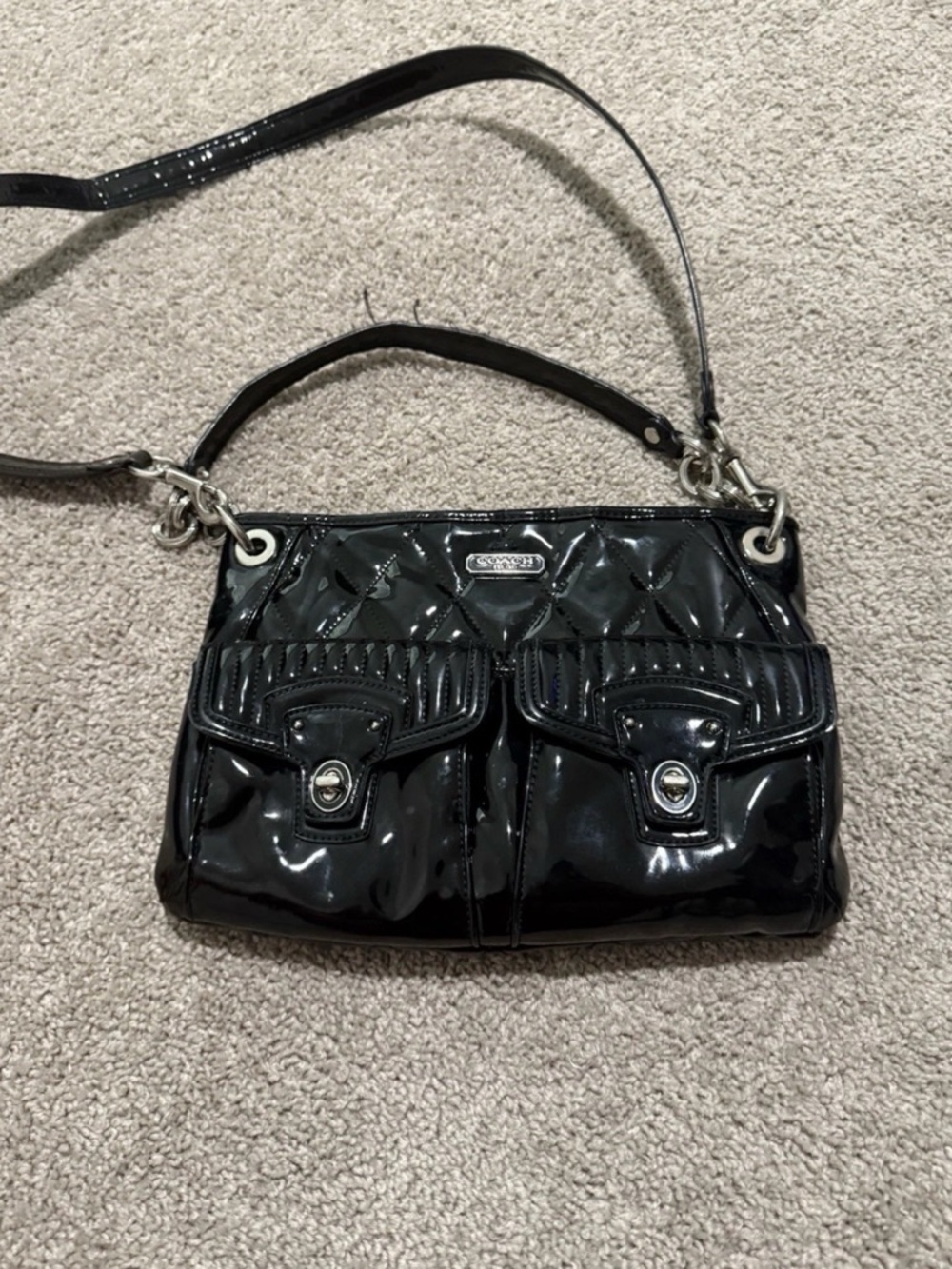 Coach 18678 Poppy Black Patent Leather Liquid Gloss Quilted Purse see photos